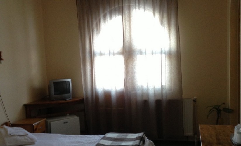 Pensiunea si Restaurant Forrás – Slide-3