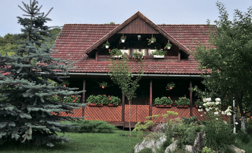 Orbán kulcsosház – Slide-1