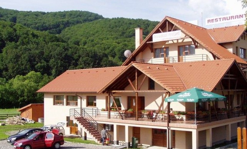 Pensiunea si Restautant Sebelin – Slide-1