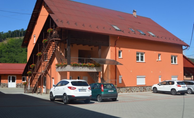 Pensiunea Sándor – Slide-1